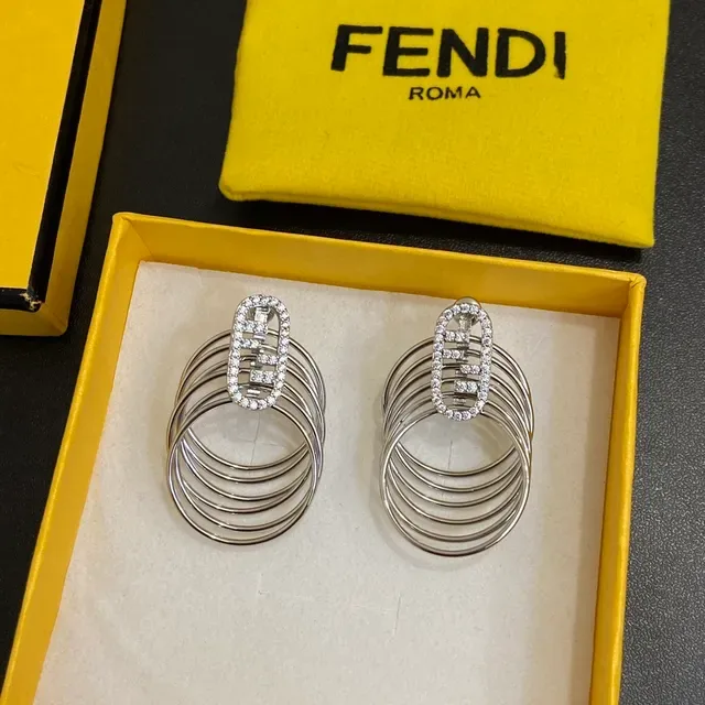 Fendi FF Logo ক্রিস্টাল মাল্টি-হুপ ইয়াররিংস 3