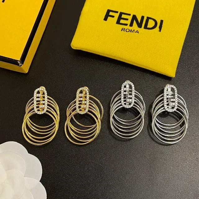 Fendi FF Logo ক্রিস্টাল মাল্টি-হুপ ইয়াররিংস 6