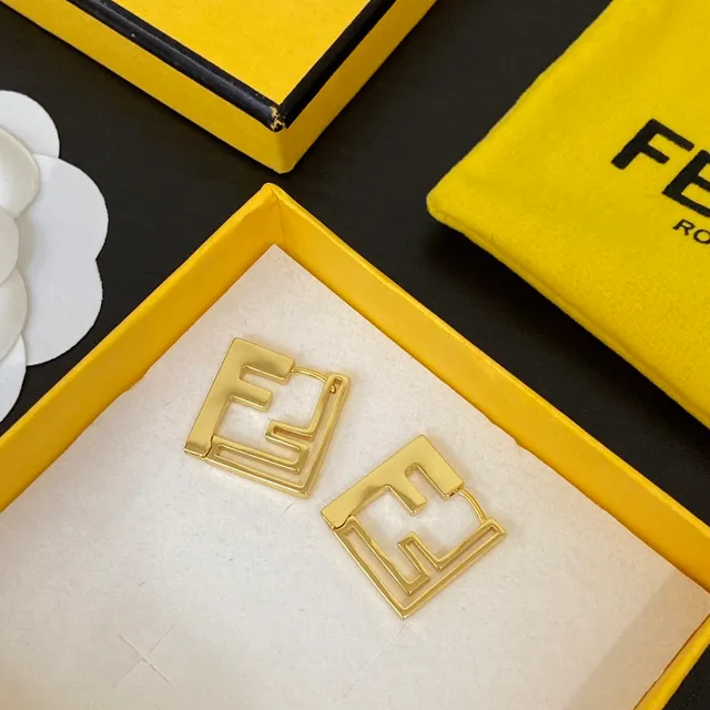 Fendi FF Logo 几何金色圈式耳环 3