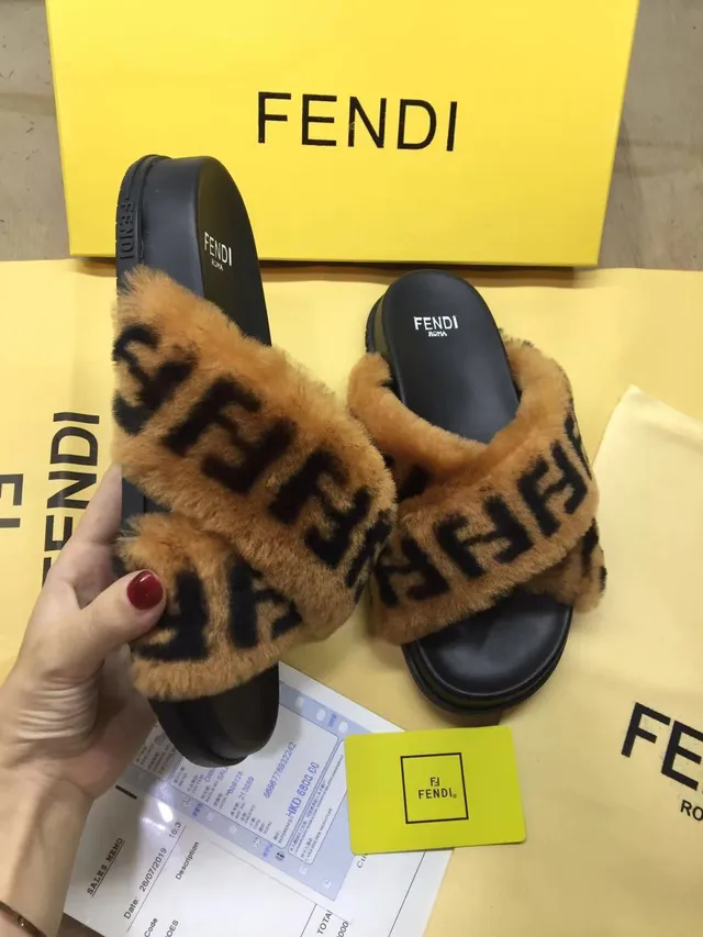 Fendi 棕黑 毛皮拖鞋 FF Monogram 拖鞋 3