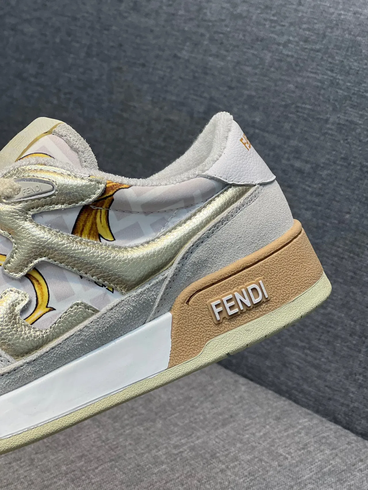 Fendi Gris Dorado Multicapa Material Mixto Superior Impresión Monograma FF Lifestyle Sneakers 8