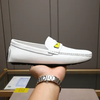Fendi Monster Loafer 白色皮革 Yellow Eye Loafers