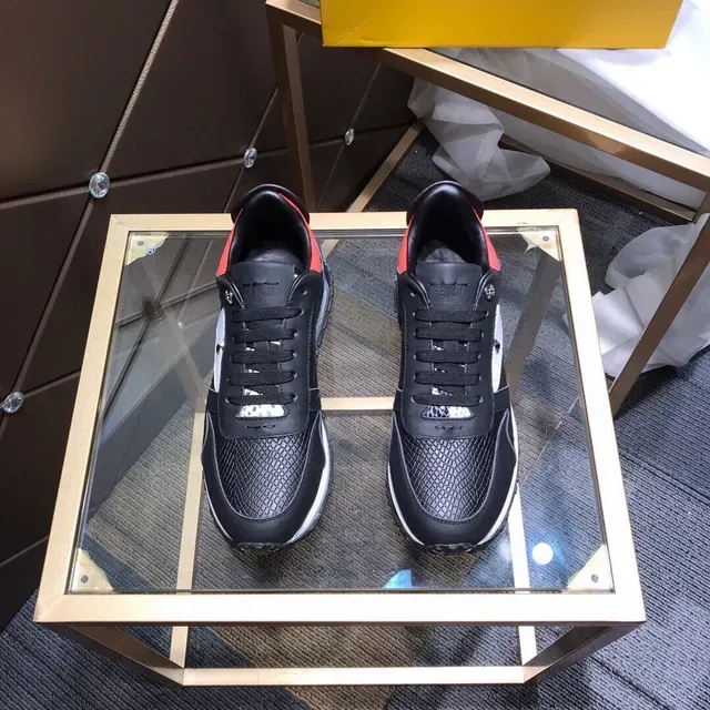 Fendi Run Away preto vermelho branco tênis lifestyle 9