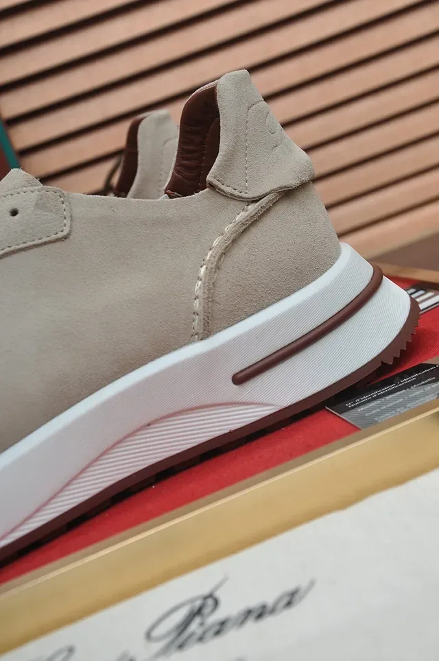 Tênis Lifestyle Bege de Suede e Branco 2