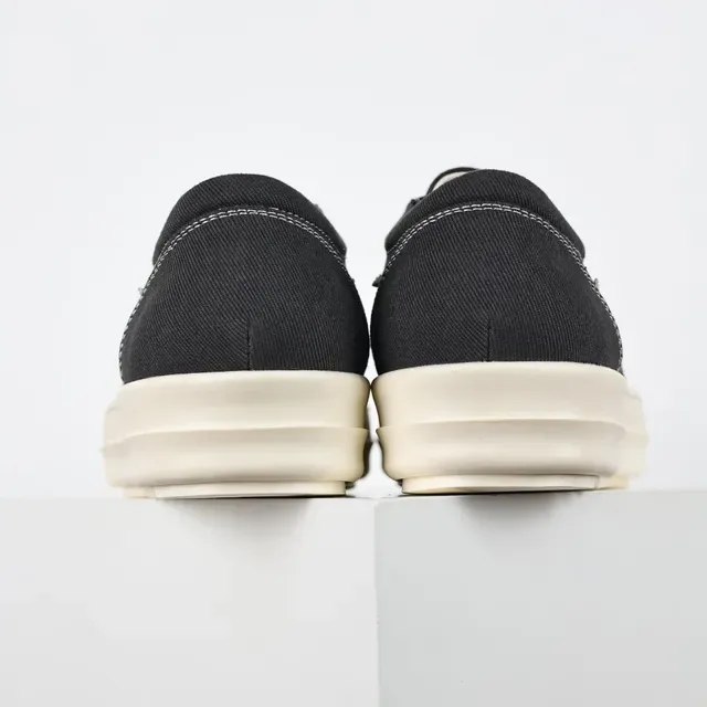 Tênis plataforma canvas preto e bege 8