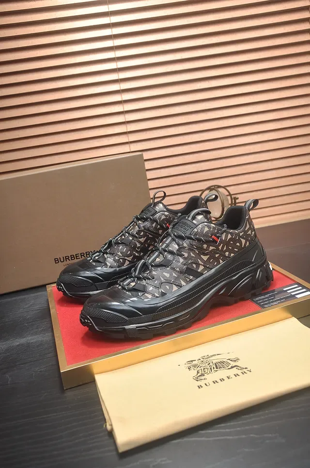 Black Beige Oversized Sole Monogram-Patterned Textile Upper Chunky Sneakers 4