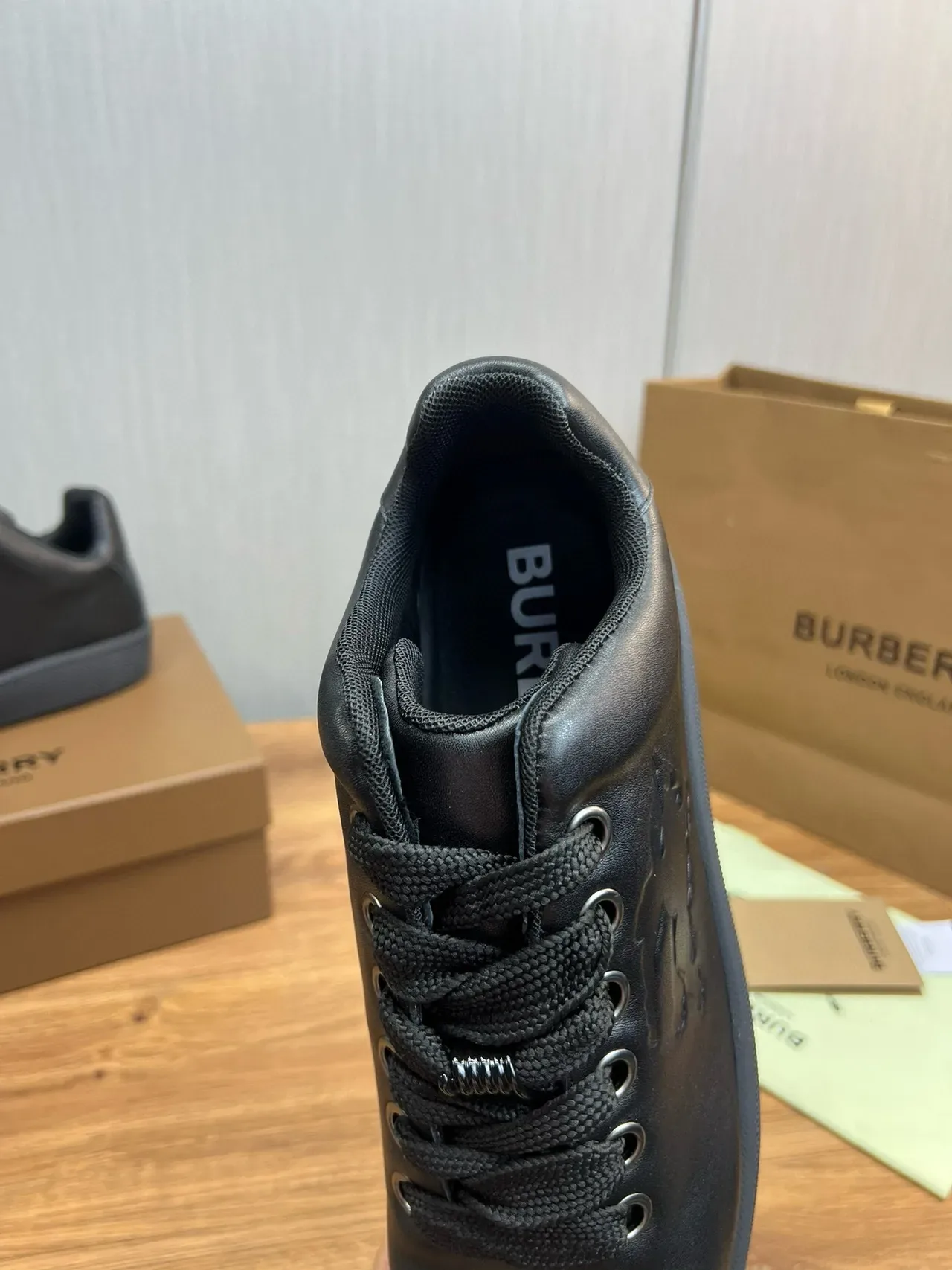 Black Embossed Motif Low-Top Sneaker 7