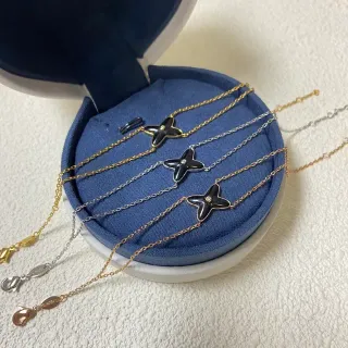 Black Gold Star-Shaped Pendant Enamel Bracelet