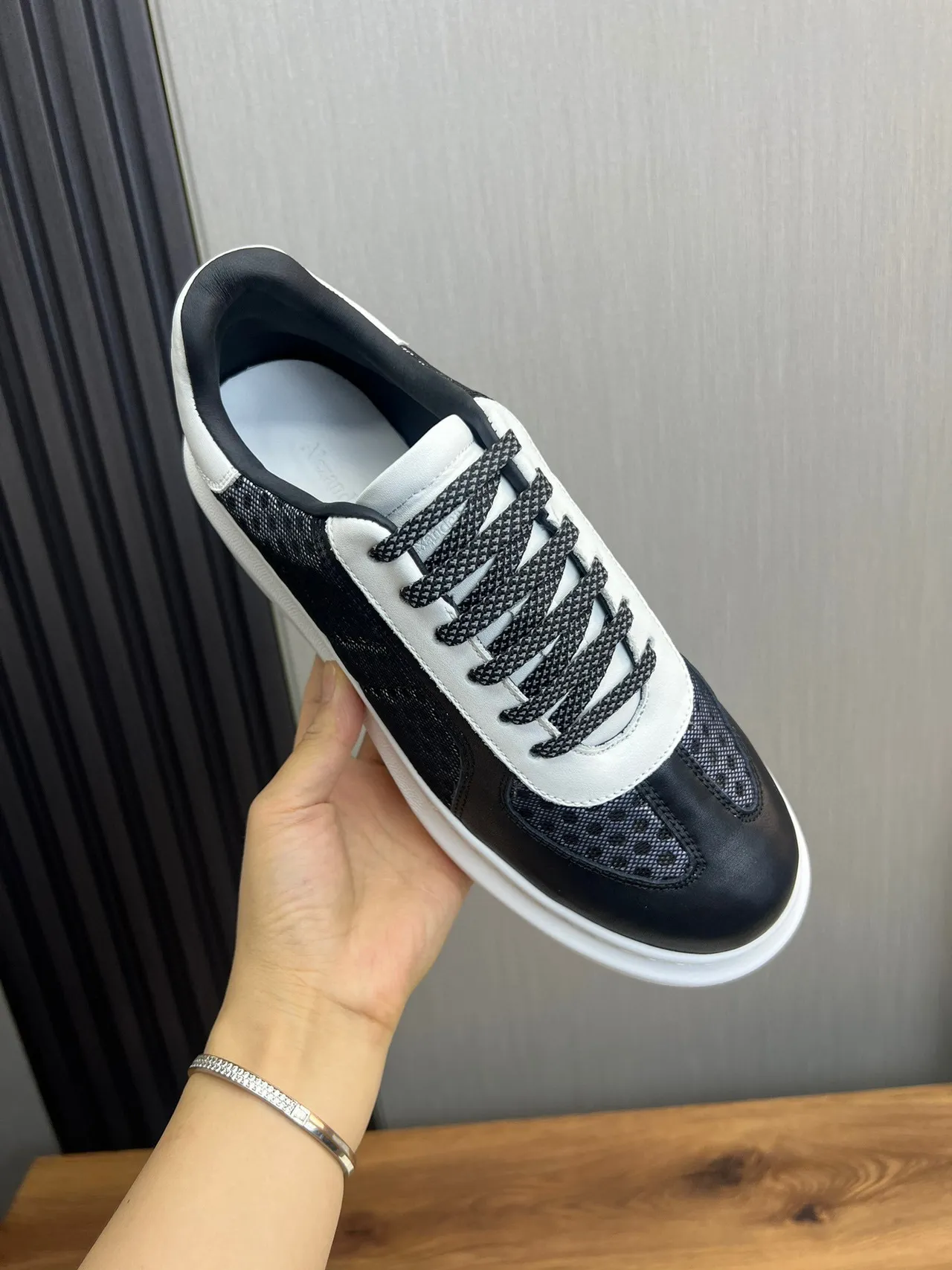 Black White Platform Sole Perforated Mesh Sneakers 3