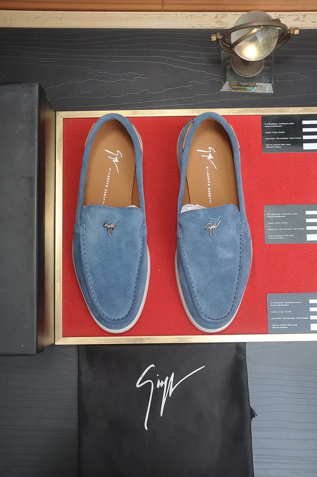 Blue White Suede Upper Moc-Toe Stitching Loafer 2