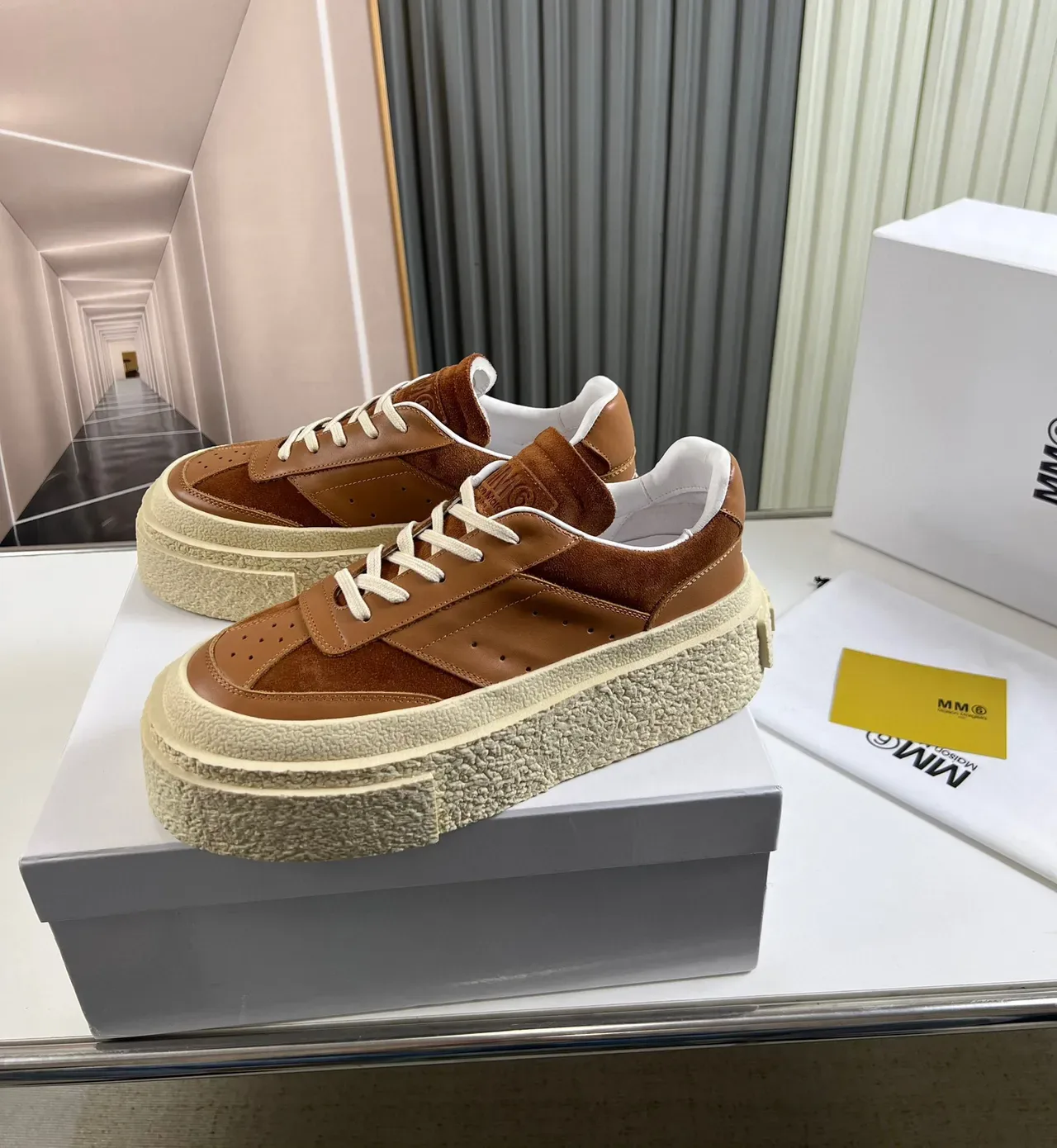 Sneaker Lifestyle à Plateforme en Daim et Cuir Marrón et Crème 8