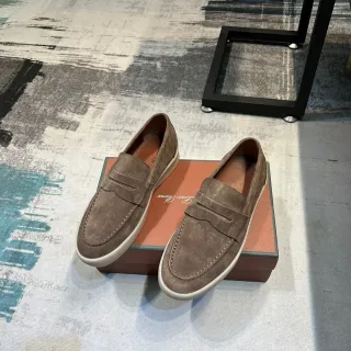 Loafer daim marron beige avec bride penny