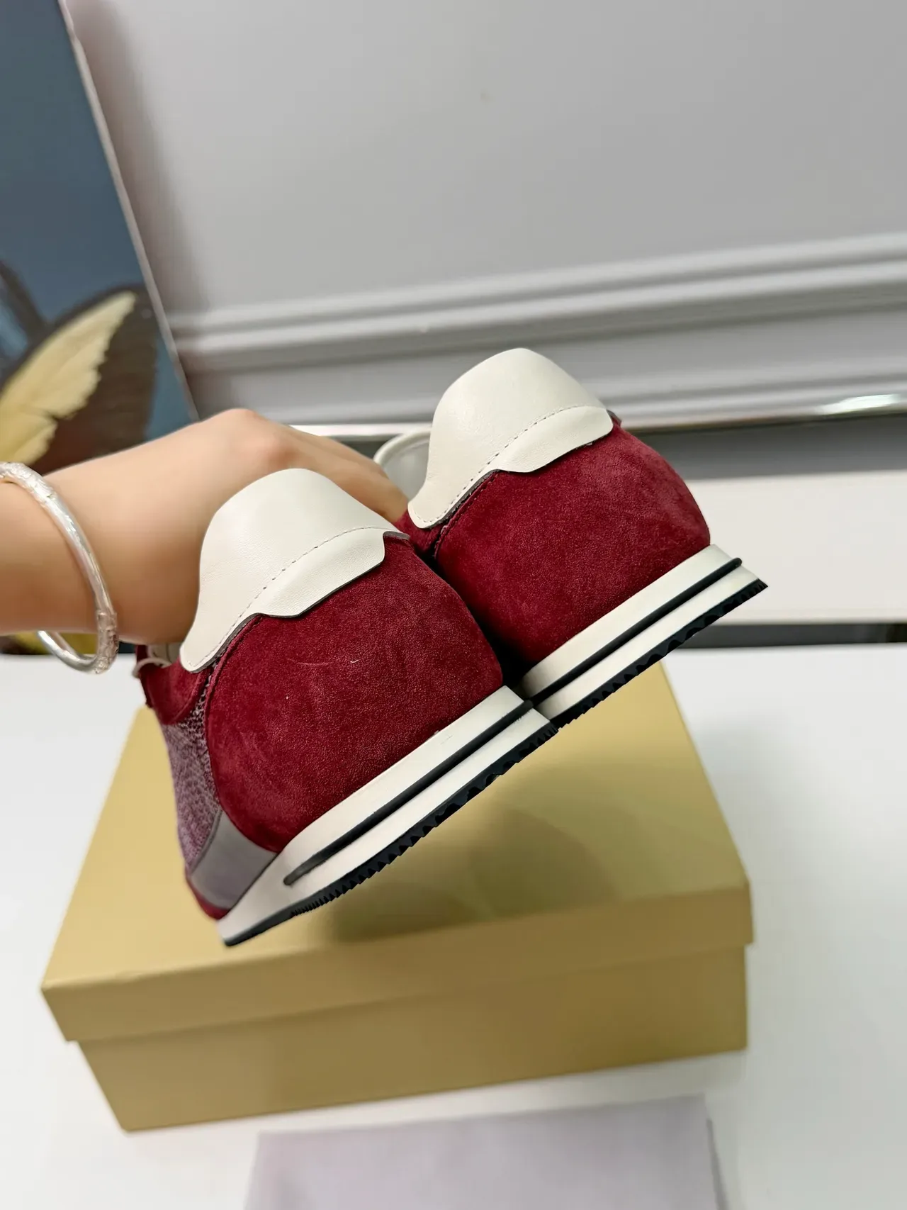 Brunello Cucinelli Chaussures Lifestyle Low-Top en Daim et Maille Rouge 3