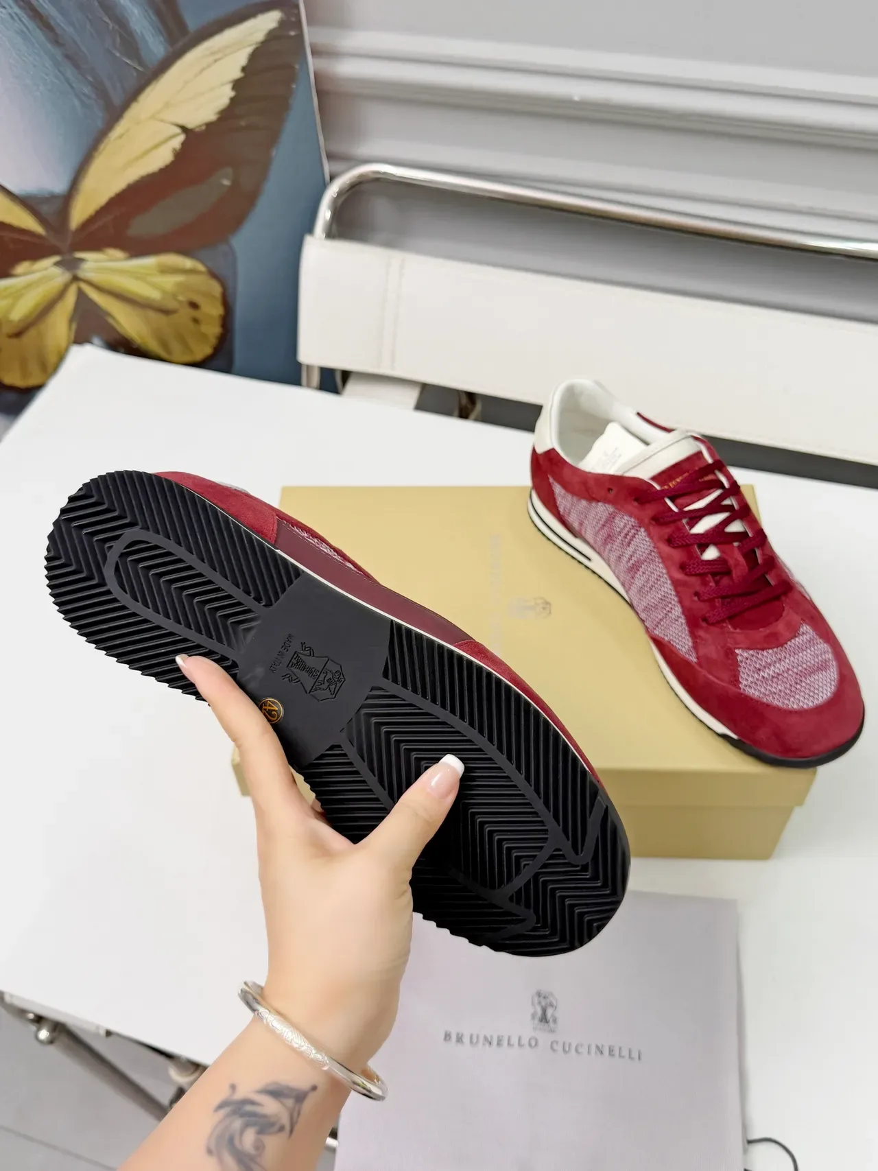 Brunello Cucinelli Chaussures Lifestyle Low-Top en Daim et Maille Rouge 4