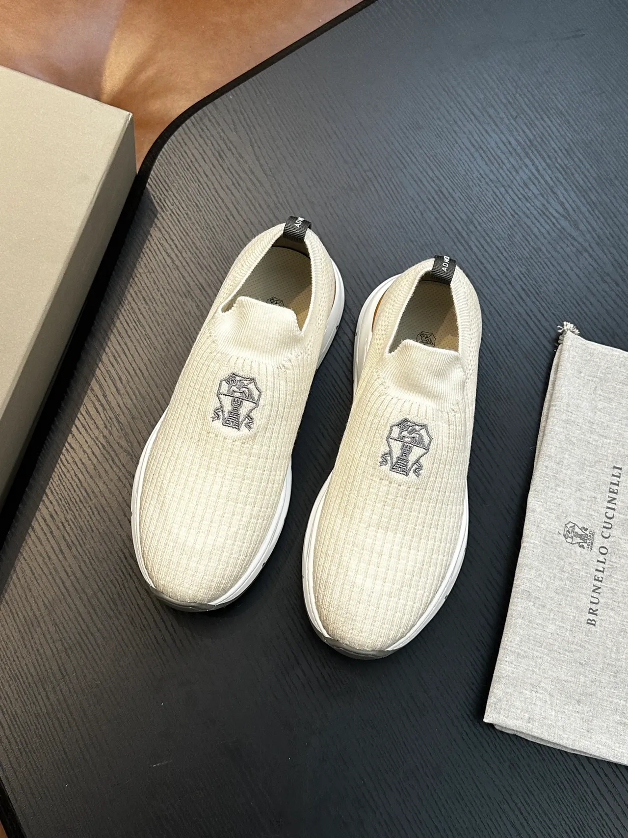 Brunello Cucinelli রিবড নিট স্লিপ-অন ক্যাজুয়াল জুতো 3