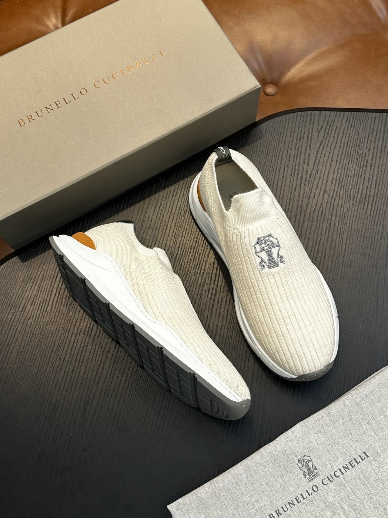 Brunello Cucinelli রিবড নিট স্লিপ-অন ক্যাজুয়াল জুতো 4