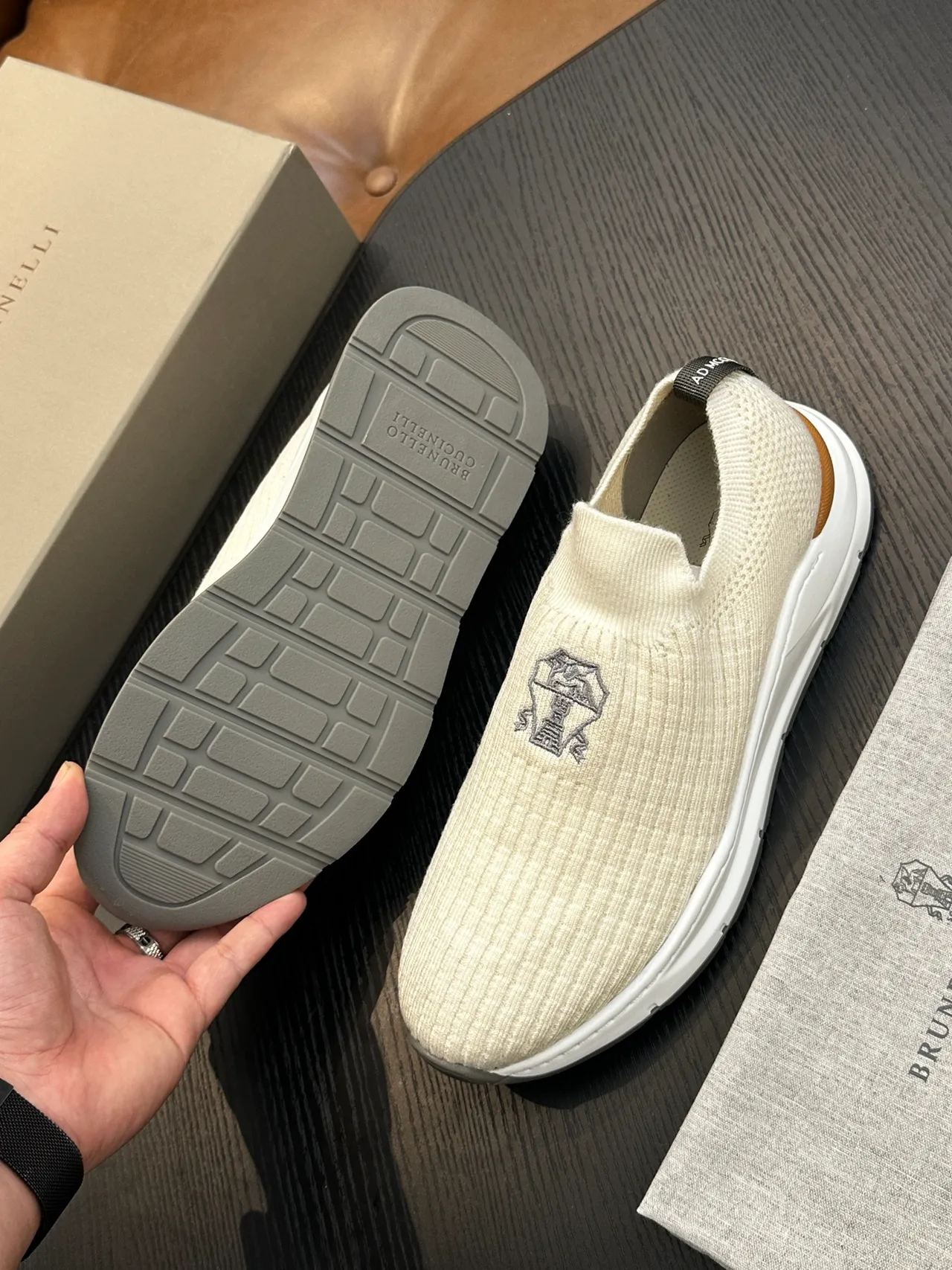 Brunello Cucinelli রিবড নিট স্লিপ-অন ক্যাজুয়াল জুতো 9