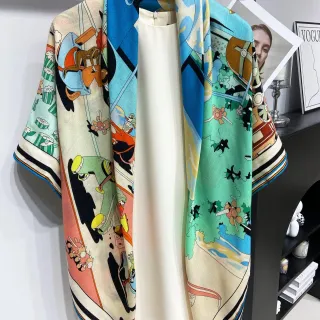 Cartoon-Print Oversized Double-Sided Shawl