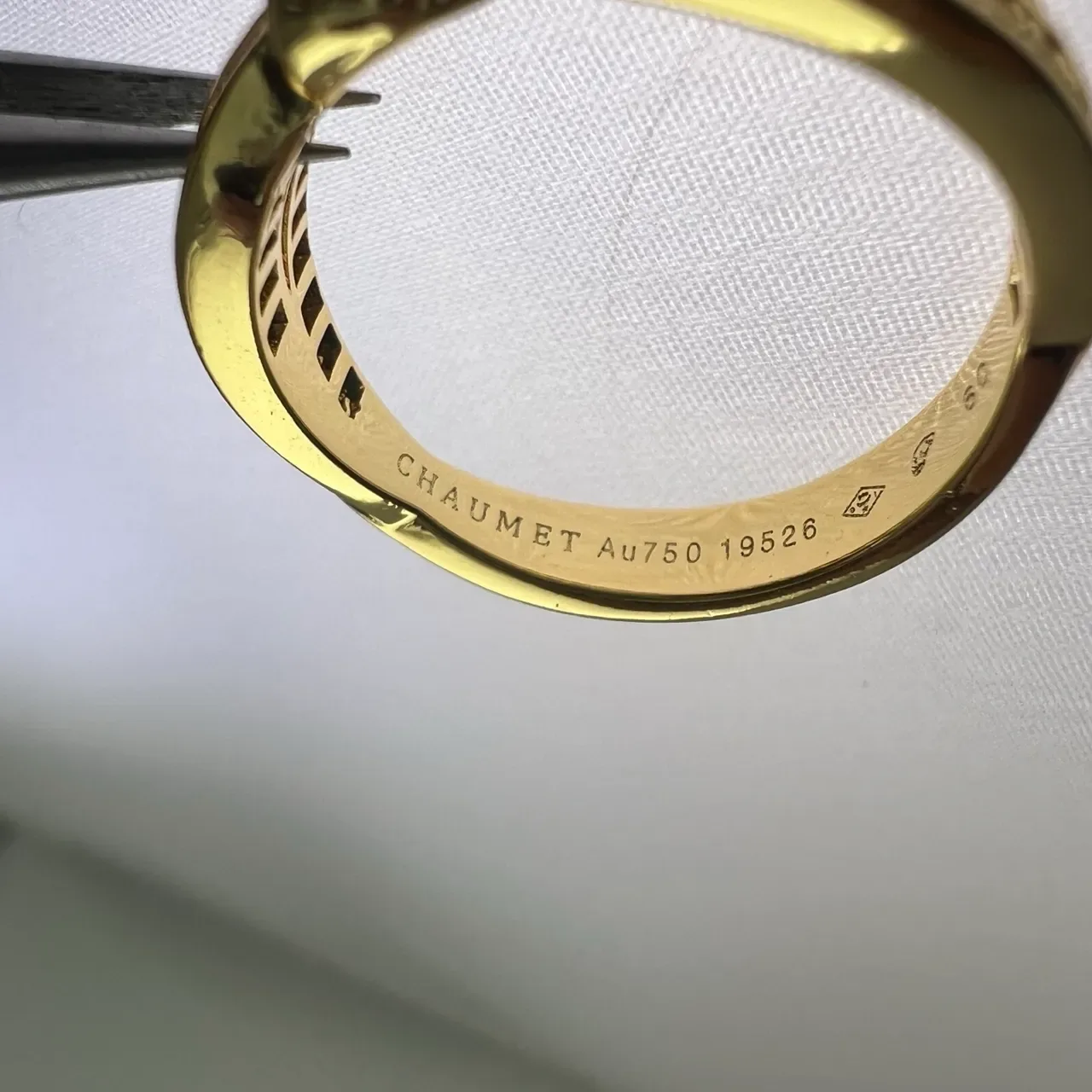 CHAUMET Brincos dourados e prateados em forma de laço Pavé-Set 2