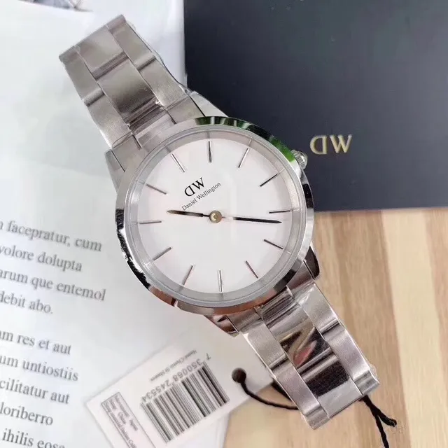Daniel Wellington Classic St Mawes Silver White Quartz Watch 9