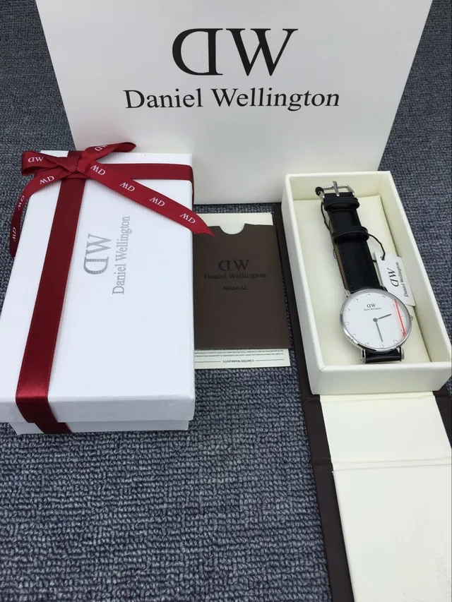 Daniel Wellington White Black Minimalist Dial Crystal Hour Markers Quartz Watch 5