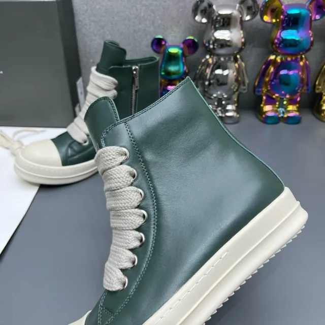 Dark Green and Cream High-Top Zipper Boots 8