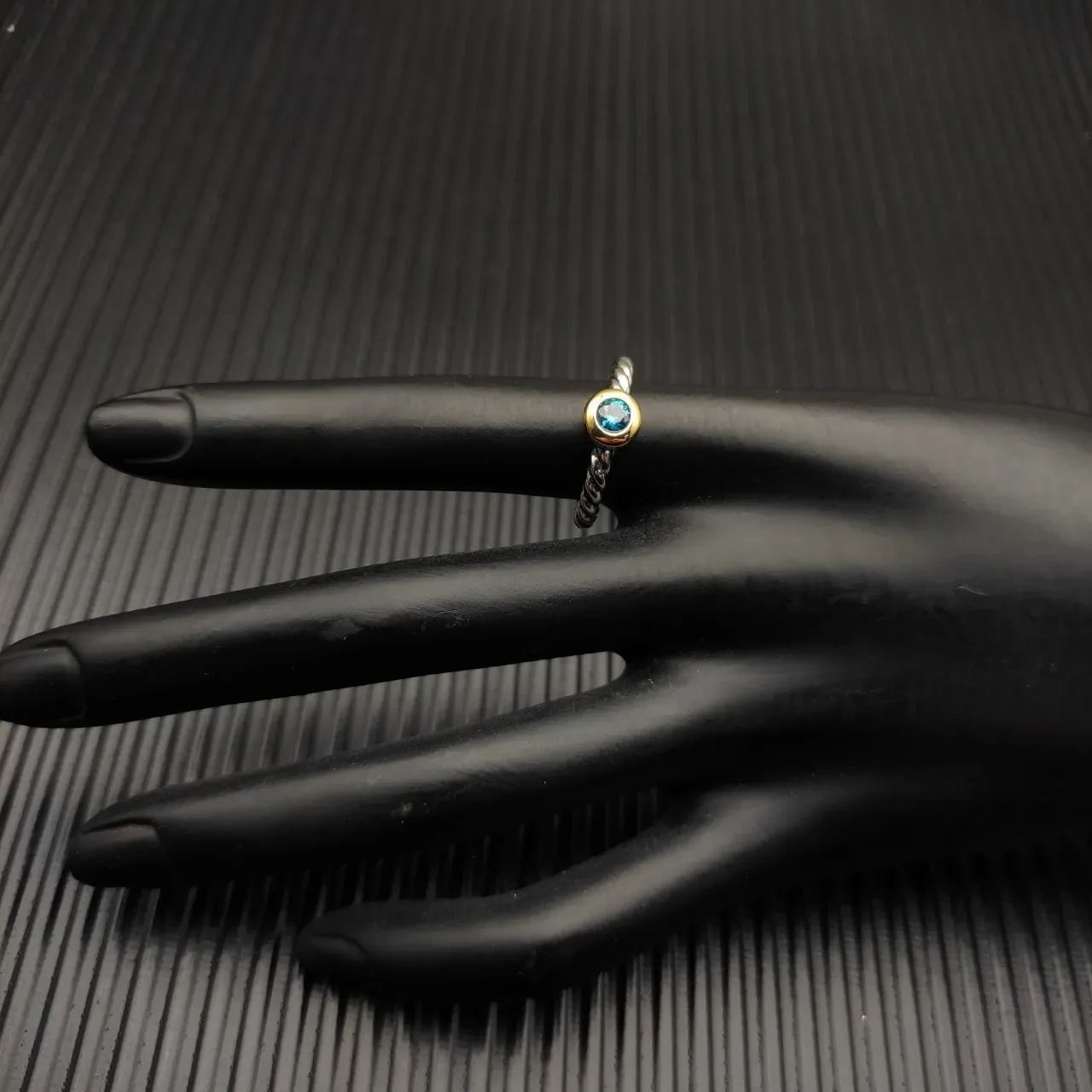 David Yurman Cable Collectibles Anel Azul Dourado Twisted Band Gemstone Redonda Única Bezel-Set 3
