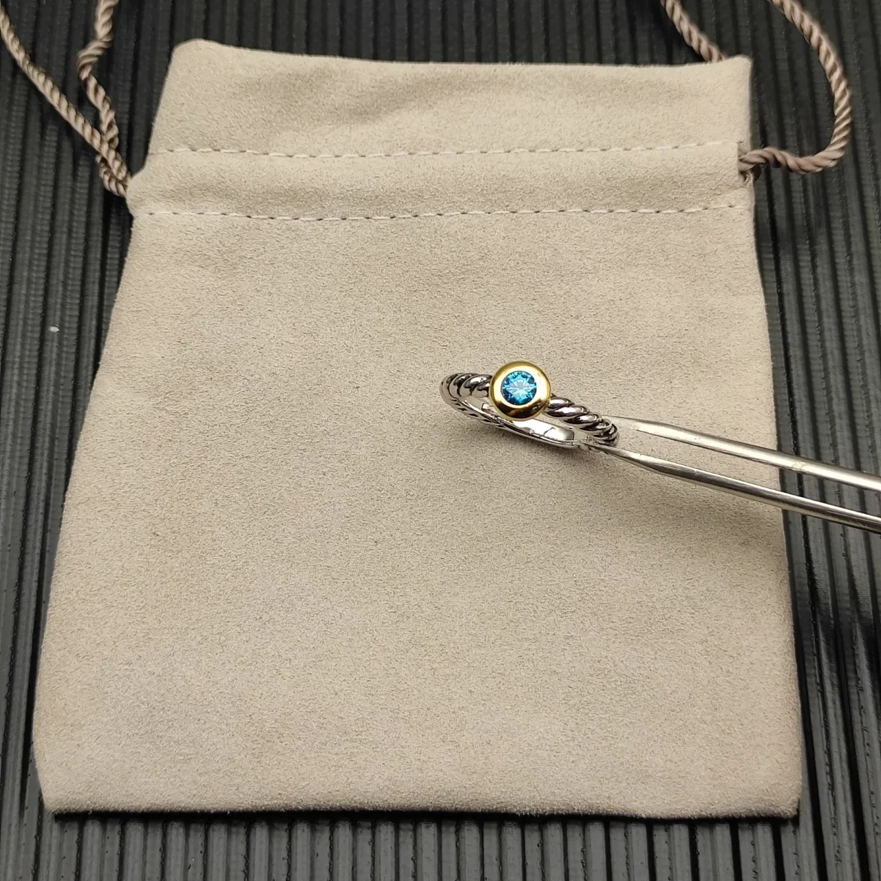 David Yurman Cable Collectibles Anel Azul Dourado Twisted Band Gemstone Redonda Única Bezel-Set 6