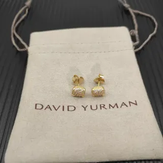 David Yurman Brincos Quadrados Pavé Dourados
