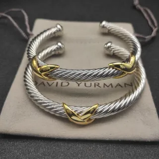 David Yurman Pulseras Trenzadas de Cable Dos Tonos con Acento en Oro Abiertas