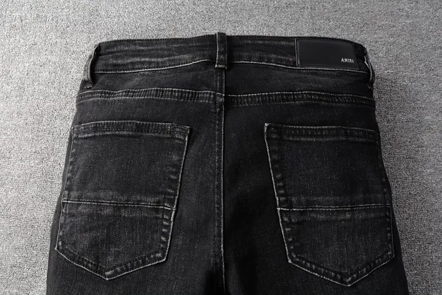 جينز أسود slim-fit مرصع بالمسامير مشقق 11