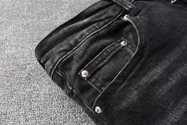 جينز أسود slim-fit مرصع بالمسامير مشقق 14