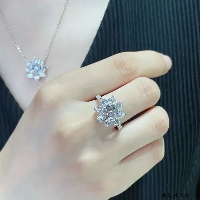 Floral Cluster Multi-Stone Round-Cut Prong-Set Ring 9