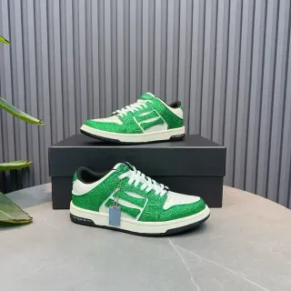 حذاء رياضي lifestyle low-top بألوان أخضر لامع وأبيض