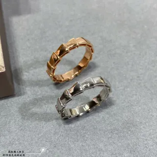 সোনা ও রূপার বিভক্ত ফেসেটেড ব্যান্ড রিং