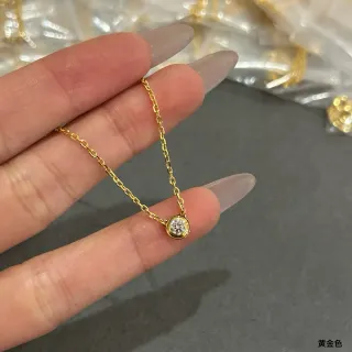 সোনার চেইন একটি পাথর বেজেল পেন্ডেন্ট নেকলেস