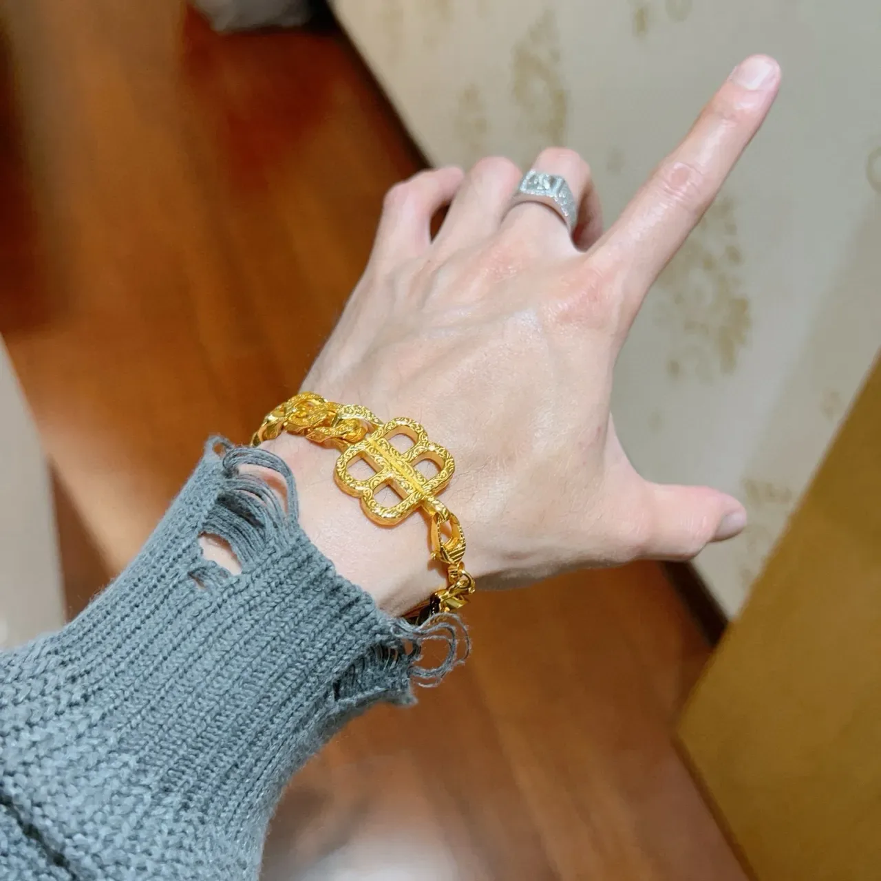 Gold Chunky Curb-Link Chain Textured Surface Finish Bracelet 4