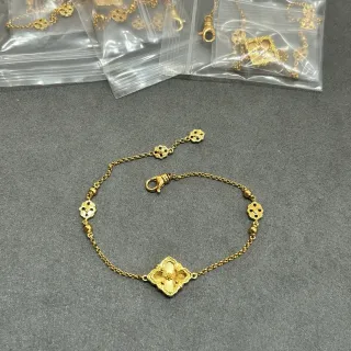 Gold Floral Charm Chain Bracelet