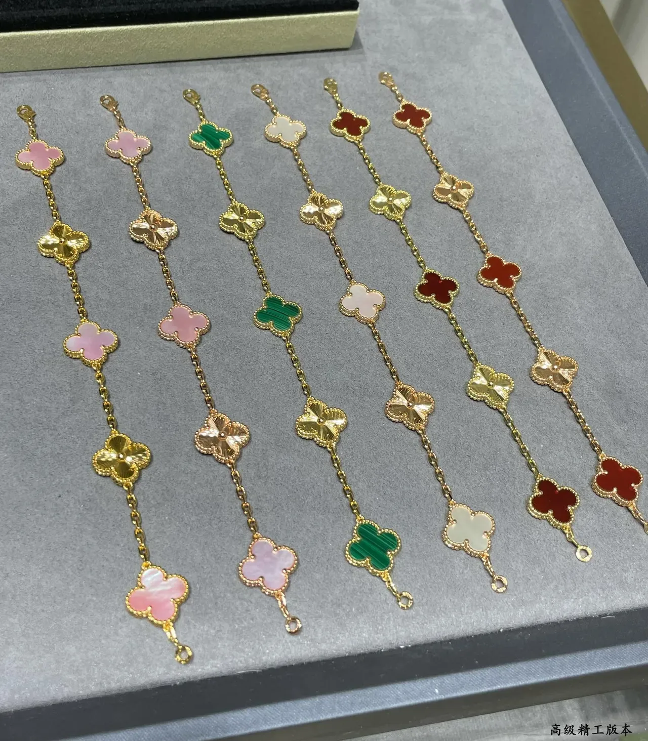 Gold Pink Chain Four-Leaf Clover Charms Bracelet 2