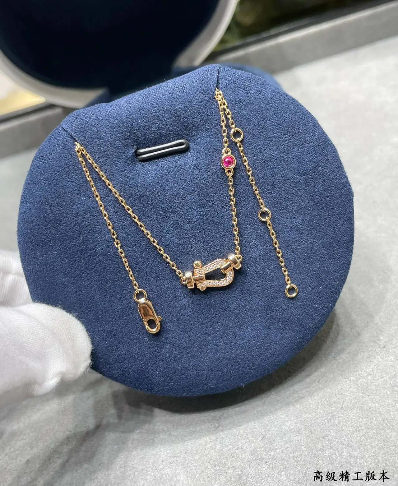 Gold Red Rose Chain Pavé-Set Clasp Pendant Necklace 3