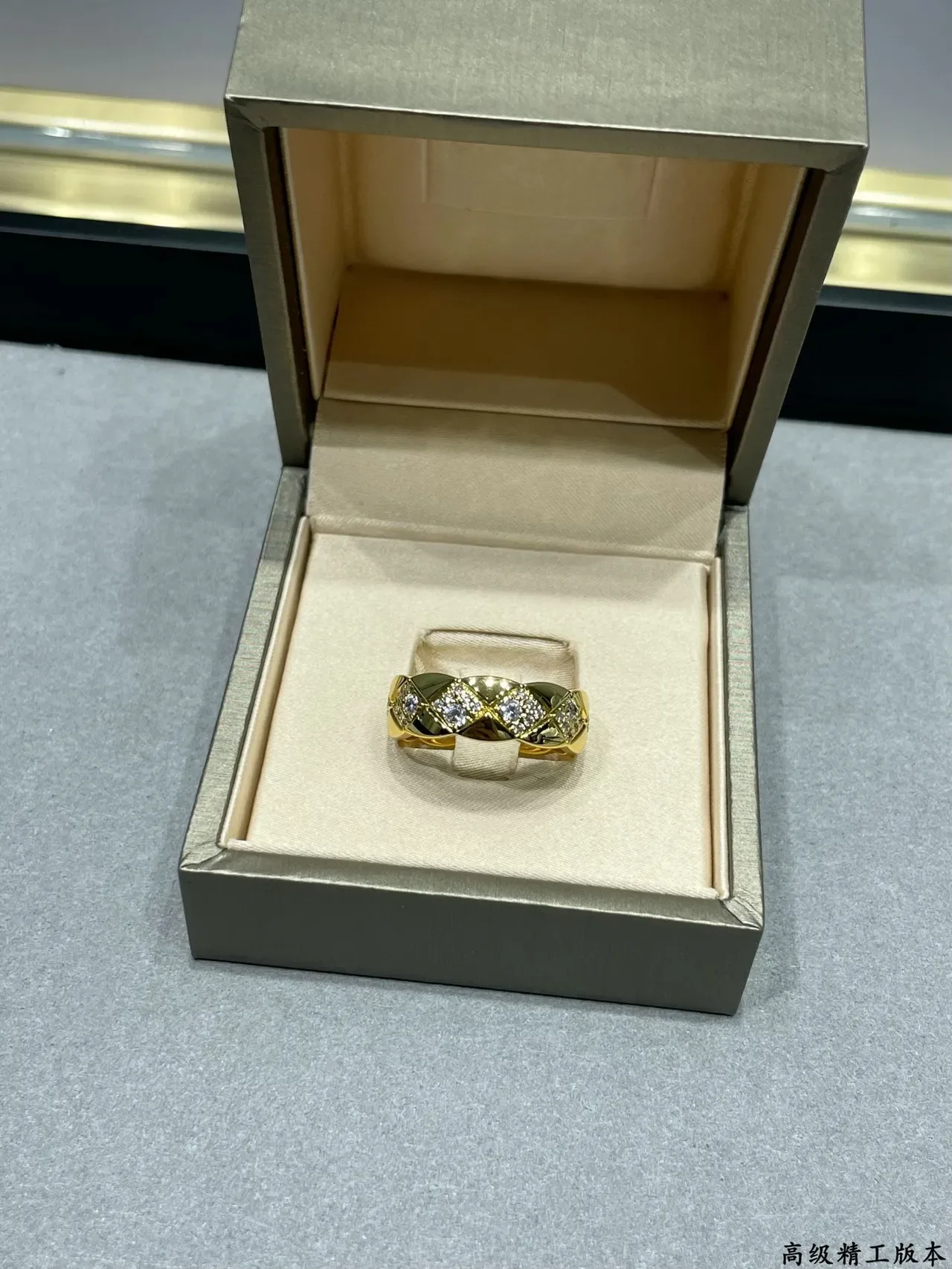 Gold Silver Quilted Diamond Pavé Continuous Band Ring 6