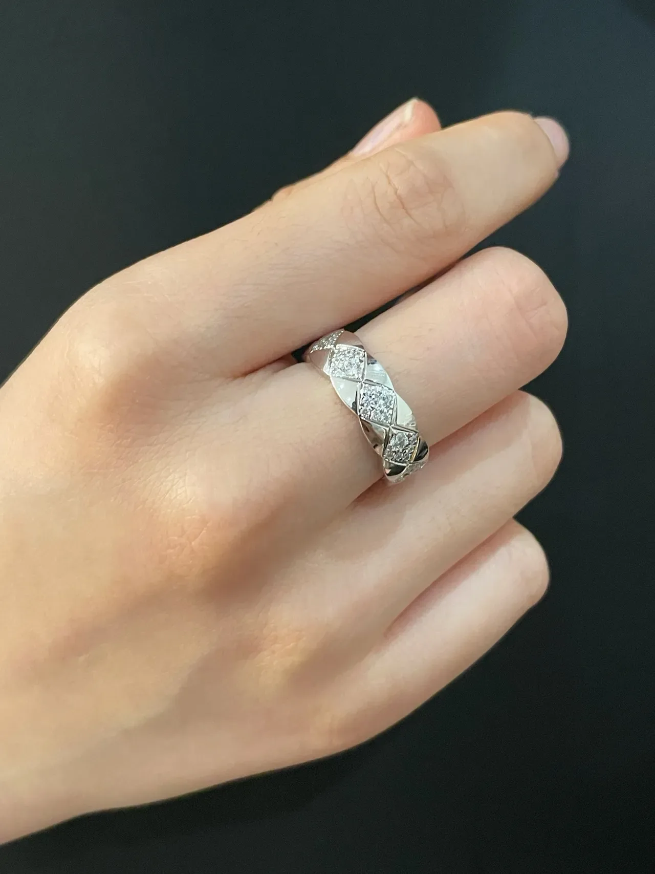 Gold Silver Quilted Diamond Pavé Continuous Band Ring 9