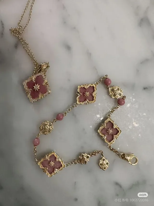Gold-Tone Quatrefoil Floral Pink Enamel Chain Bracelet 5