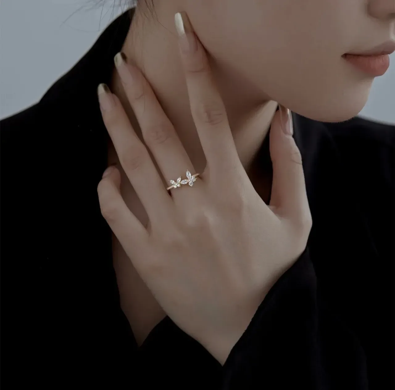Gold-Toned Crystal Butterfly Motif Ring 3