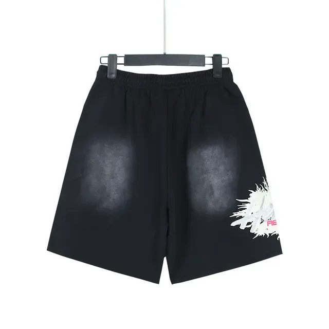 Shorts Oversize con Cordón e Impresión Gráfica 12