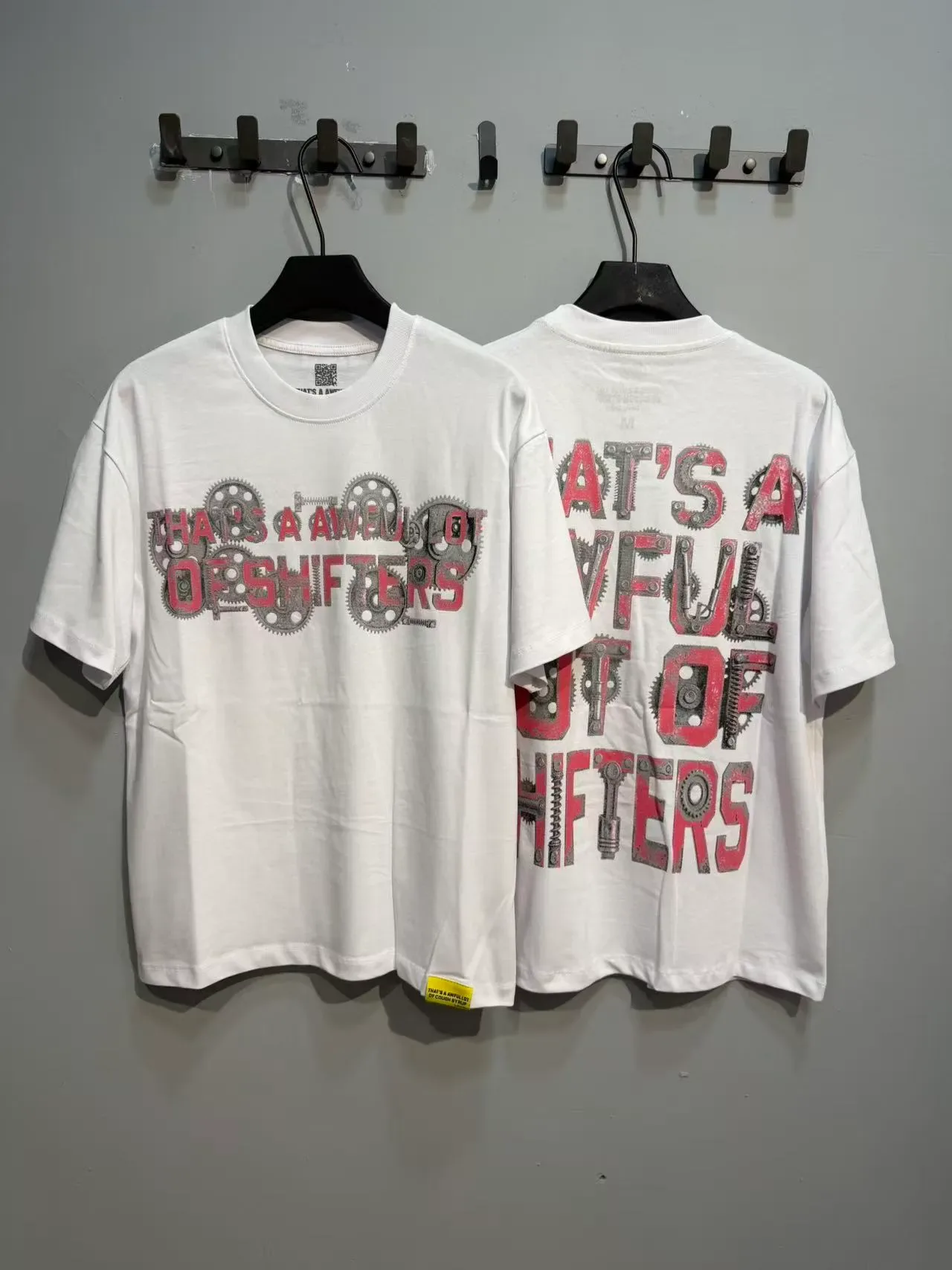 Graphic-Print Mechanical Gear Motif T-Shirt 8