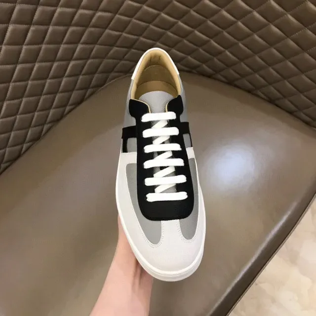 Gray Black Panelled Upper Strap Accent Sneakers 5