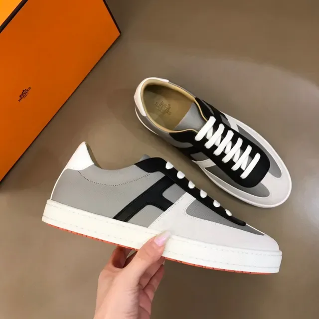 Gray Black Panelled Upper Strap Accent Sneakers 7