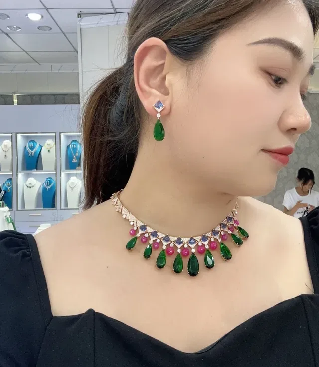 Collier Vert et Rose Géométrique Pavé Collar Multi-Gem Teardrop Pendant Drops 4