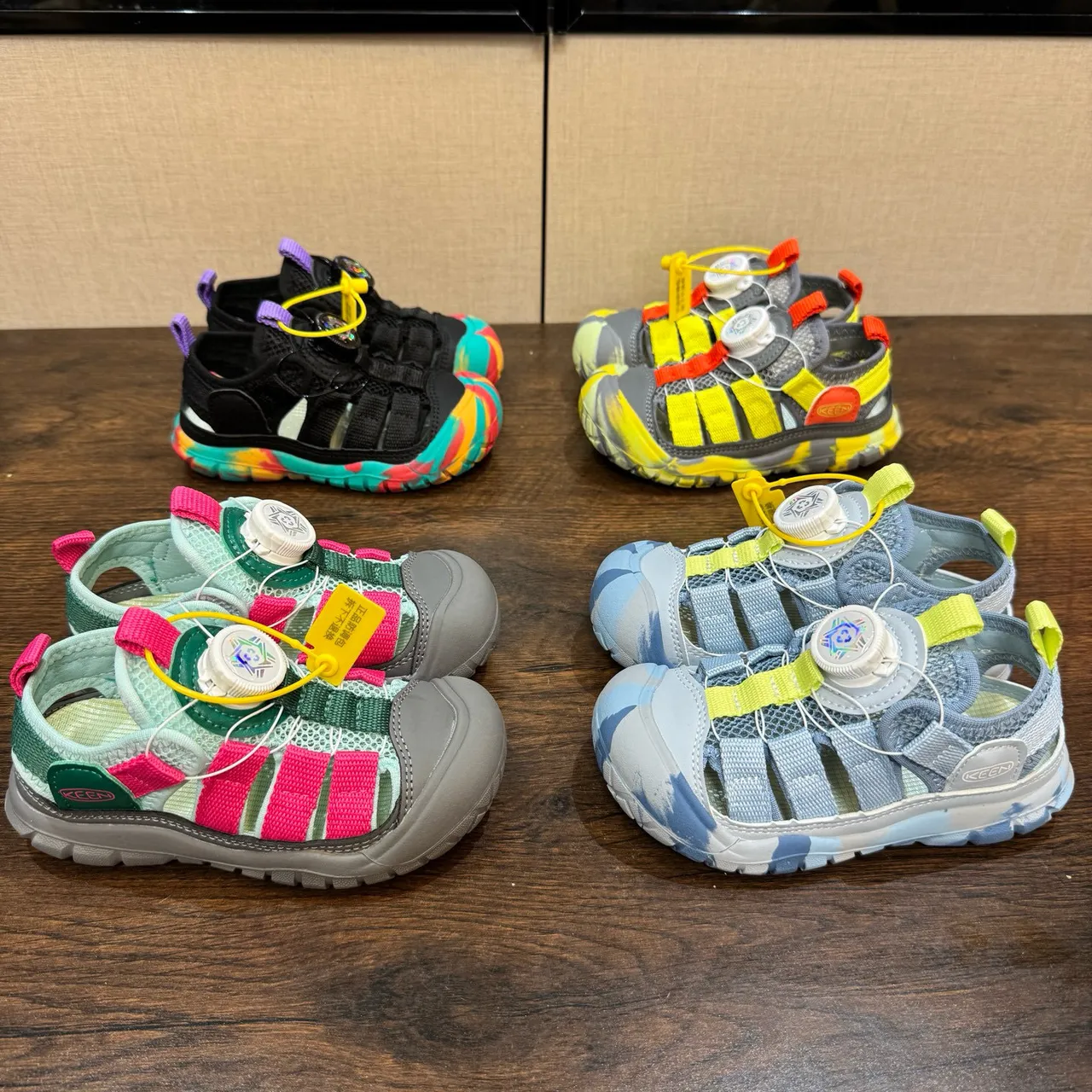 KEEN 黄色橙色 BOA® 旋钮扣合 网面 休闲凉鞋 3